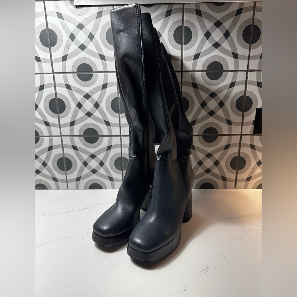 Nine West Black Platform Knee-High Boots – Never Worn - Size 9 - Picture 10 of 12